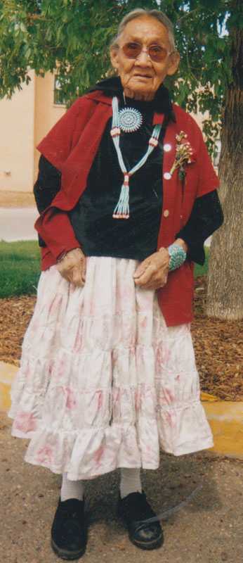 Original photo image of Rose Williams, Diné Potter. 