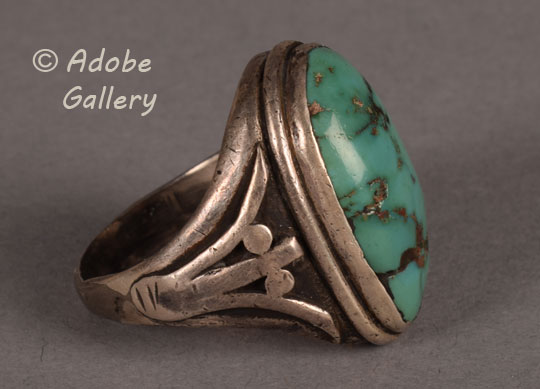 Alternate side view of this ring.