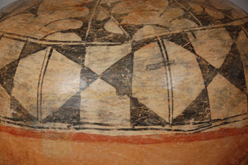 Cochiti Pueblo Storage Jar of the Kiua Polychrome Period