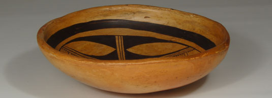 Side View of this wonderful bowl by Nampeyo of Hano.