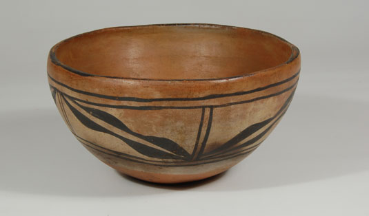 Alternate side view of this bowl