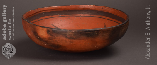 Alternate side view of this Annie Healing Nampeyo bowl.