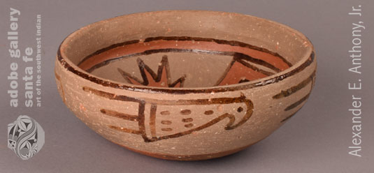 Alternate side view of this bowl.