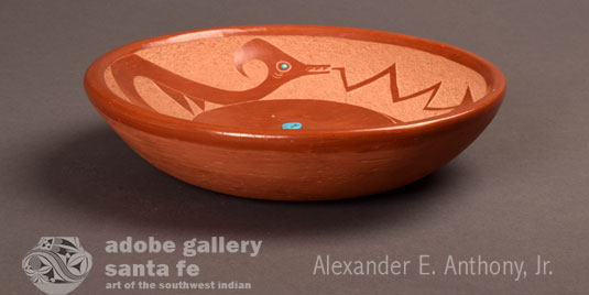 Alternate side view of this plate by Juan Tafoya.