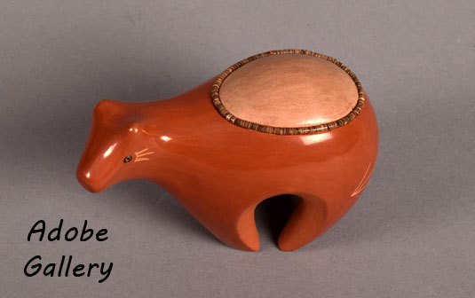 Alternate top view of this red bear.