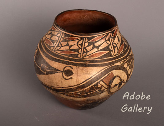 Alternate view of this wonderful Zia Pueblo jar.