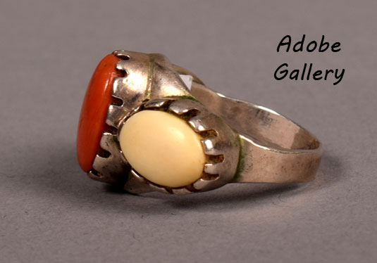 Alternate view of the side of this ring.