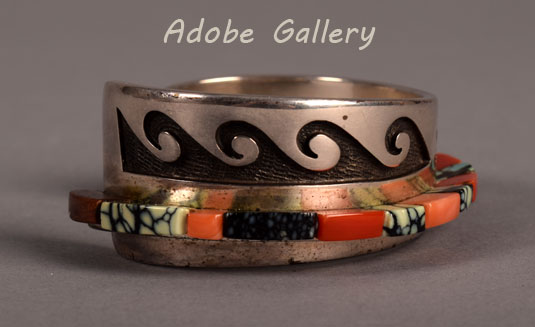 Alternate view of this bracelet.