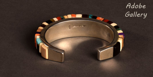 Alternate view of this bracelet.