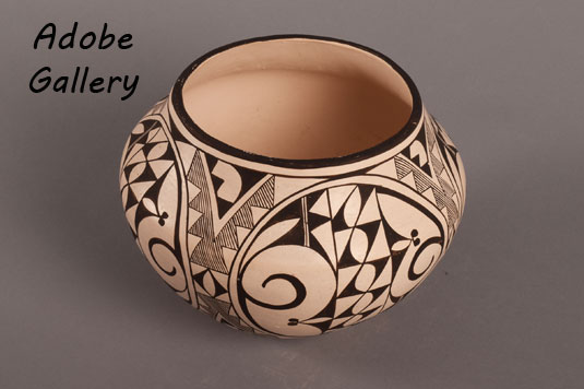 Alternate view of this pottery water jar from Acoma Pueblo.