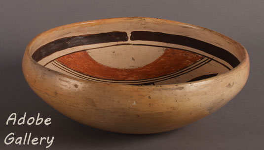 Alternate side view of this Nampeyo pottery bowl.