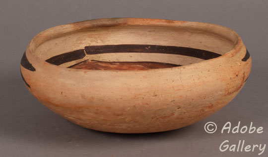 Alternate view of this pottery bowl by Nampeyo.