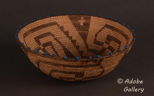 Alternate view of this Pima basket.