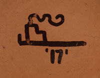Tabaco Clan symbol hallmark signature of Mark Tahbo, Hopi-Tewa Potter