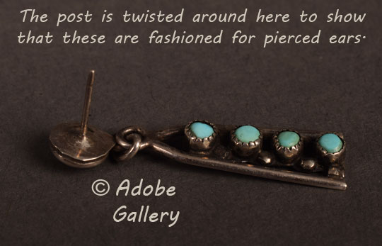 The post is twisted around here to show that these are fashioned for pierced ears.