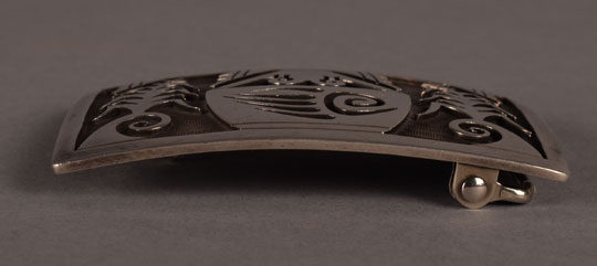 Alternate side view of this belt buckle.