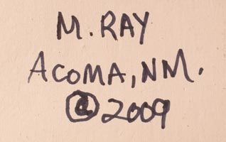 Artist signature of Marilyn Ray, Acoma Pueblo Potter
