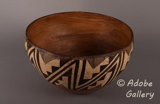 Alternate view of this old Acoma Pueblo Dough Bowl.