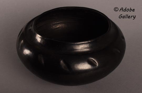 Alternate view of this beautiful blackware pottery vessel.