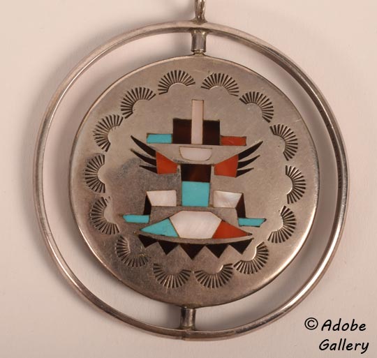 Alternate view of one side of this pendant.