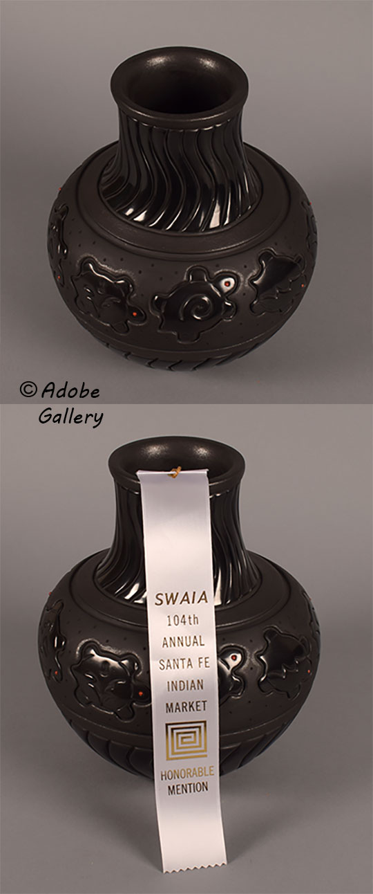 Alternate view of this pottery vessel. Alternate view of this pottery vessel.
