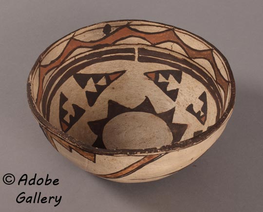 Alternate view of this Zuni Pueblo pottery bowl.