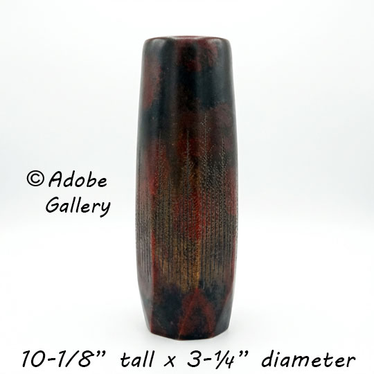 Alternate view with solid background.