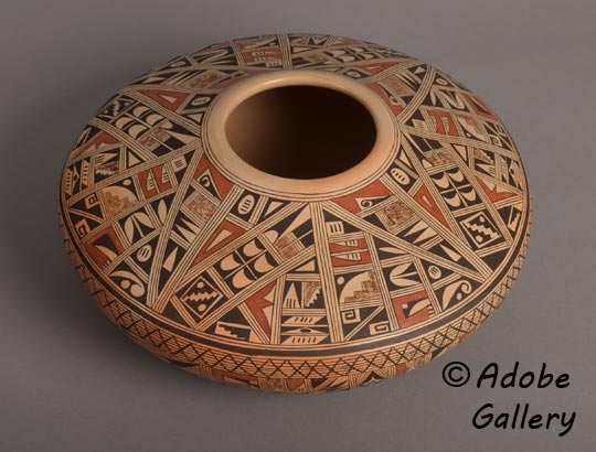 Alternate view of this pottery vessel.