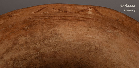 Alternate view of this pottery vessel. Alternate view of this pottery vessel.